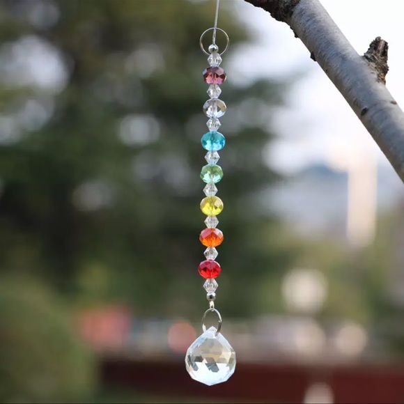 Sun catcherπ chakra crystal diamond ball 20mm rainbow shiny strand beaded decor - Picture 4 of 10